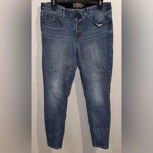 Torrid 12S Sky High Skinny